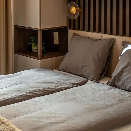 D52 Luxury Suite Будапеща Екстериор снимка