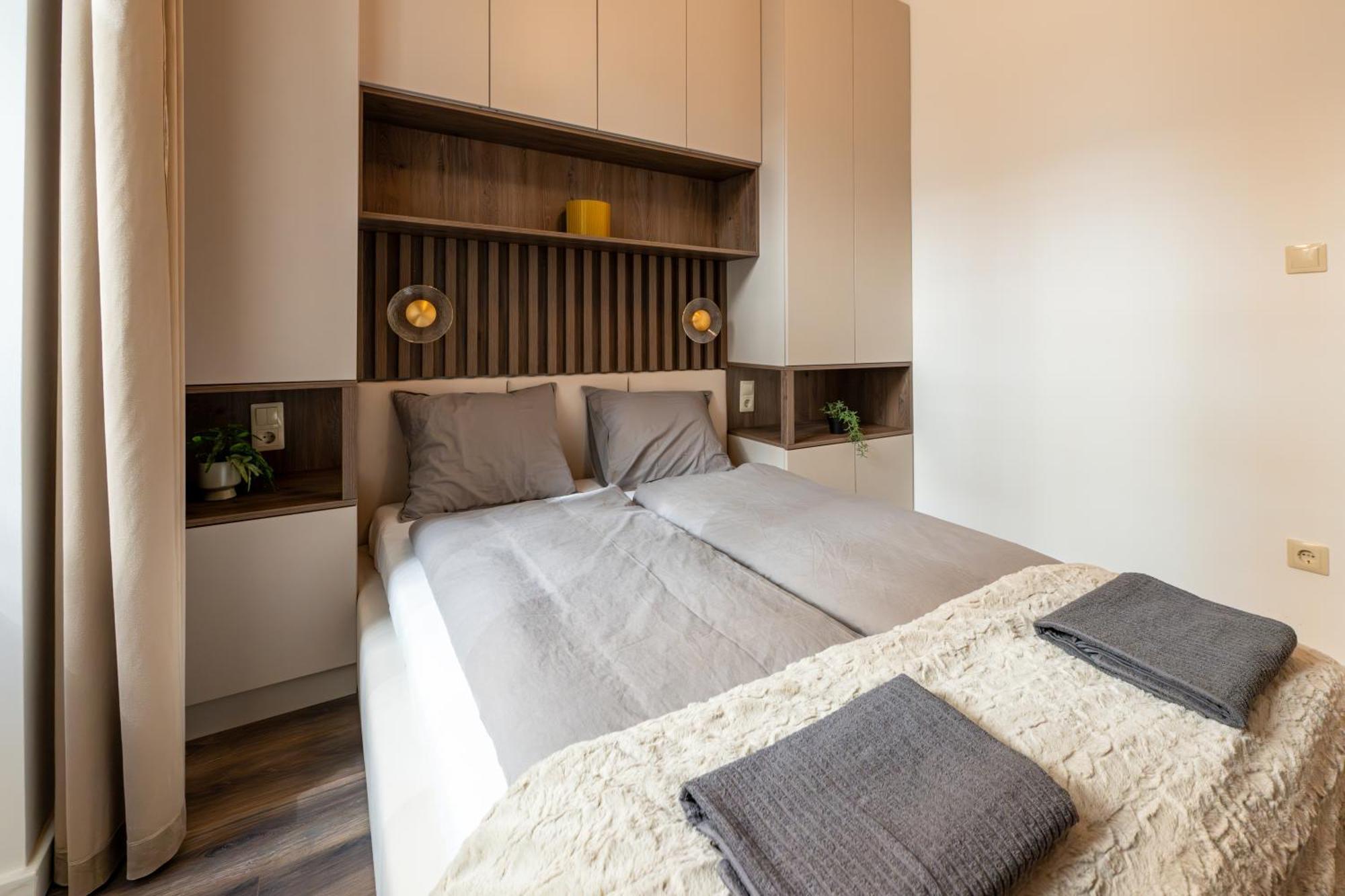 D52 Luxury Suite Будапеща Екстериор снимка